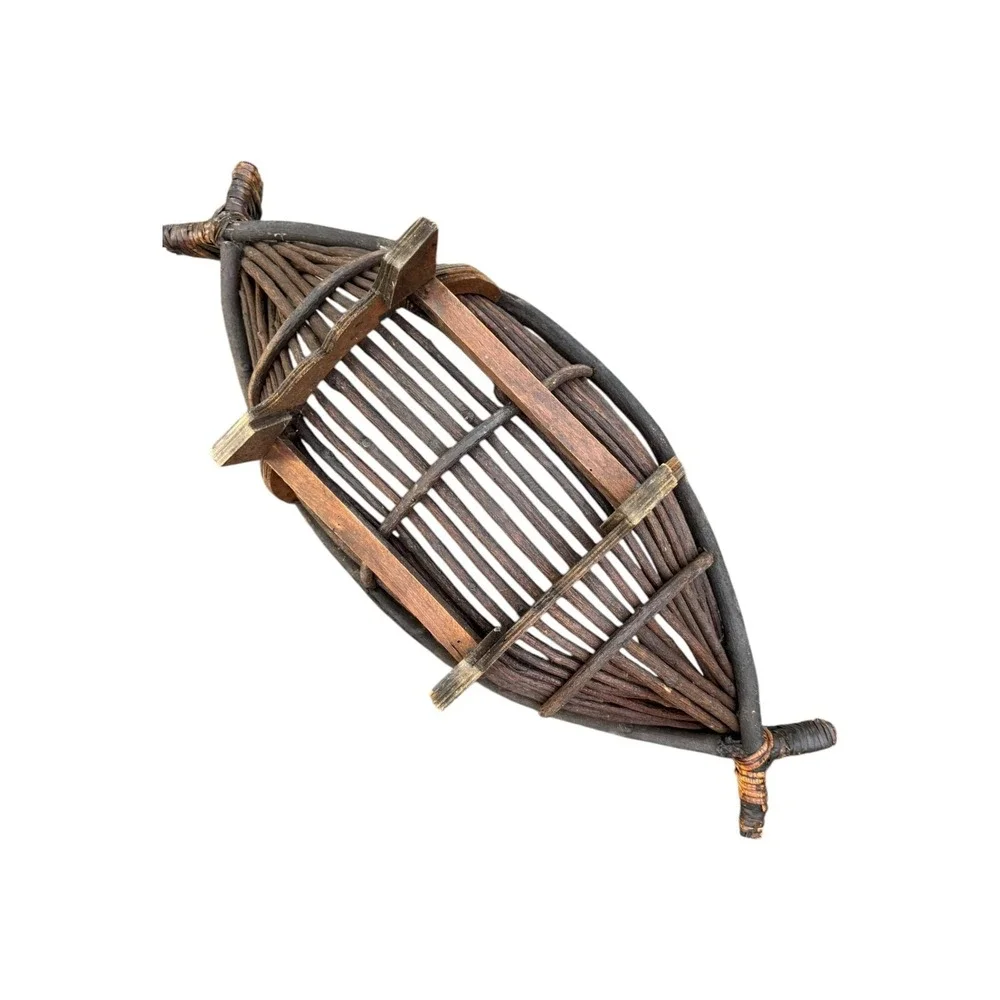 Unbranded Fruit Basket Unisex XL Brown Good Antique Primitive Woven Wood 41x17